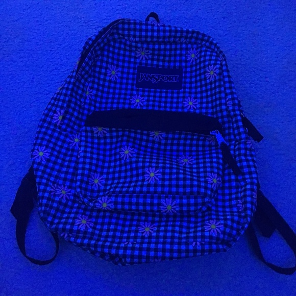 Backpack 🎒! - Picture 1 of 3